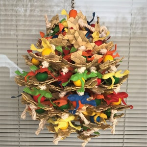 PARROT FROGS And Lily Pads, Bird toy