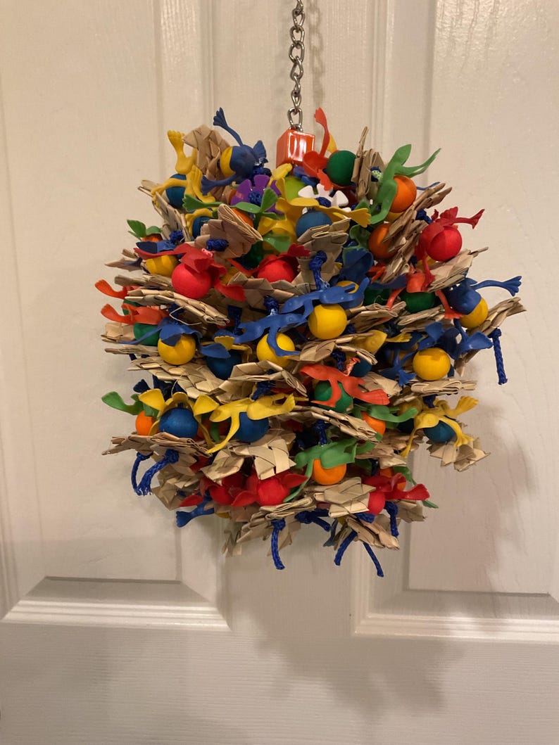 PARROT FROGS And Lily Pads, Bird toy