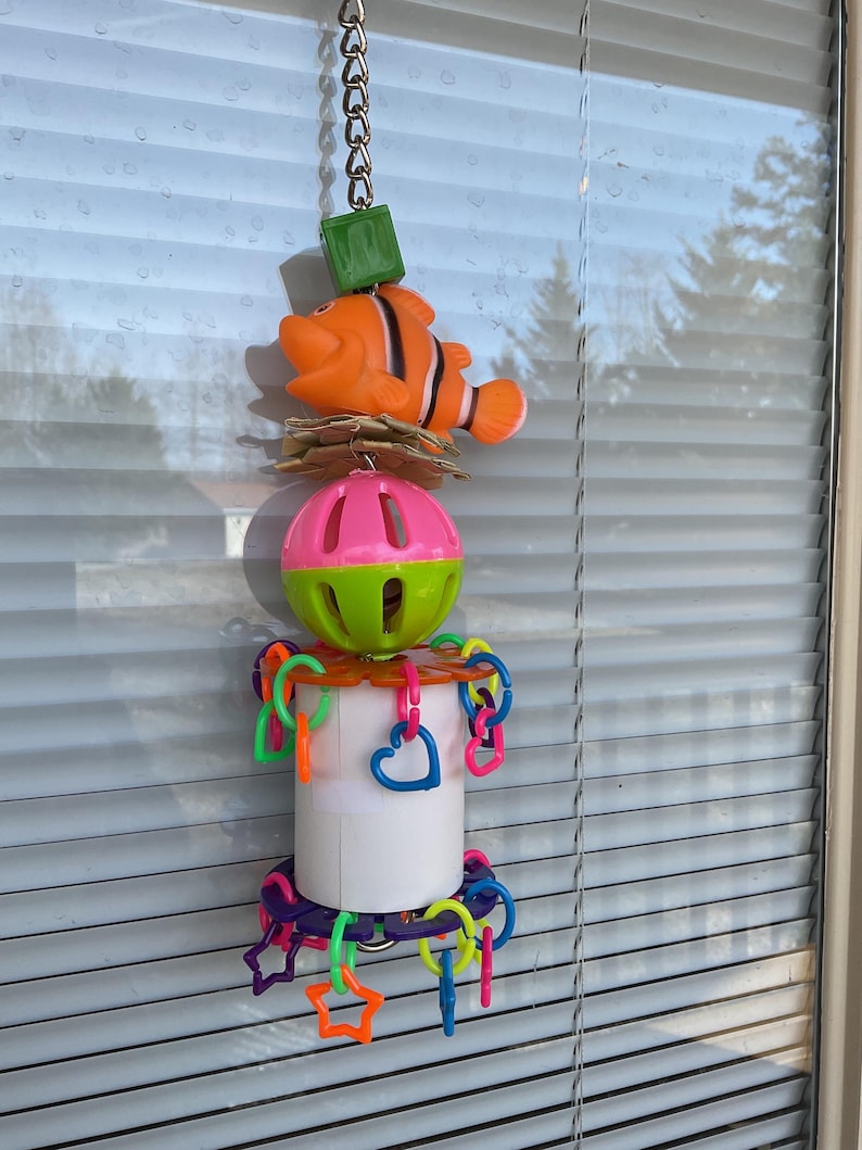 SET (4) SMALL BIRD Toys