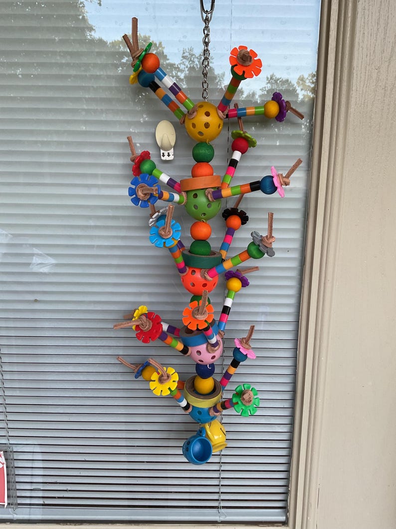 PARROT STORM CHASER, Bird Toy